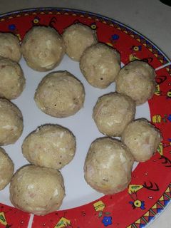 Una foto de Bolitas de papas con jamón y queso