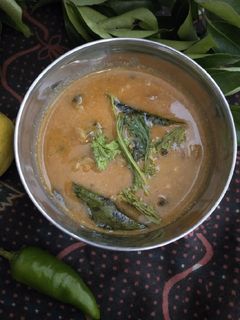 பாகற்காய் வதக்கல் (Paakarkaai vathakkal recipe in tamil) செய்முறை முக்கிய புகைப்படம்