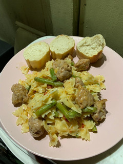 Una foto de Pasta con salchicha italiana