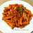 Macarrones con carne picada y tomate frito