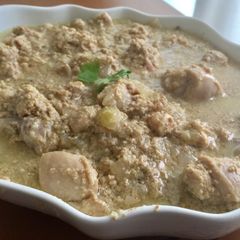 A picture of Bangladesh Mom's White Chicken Curry.