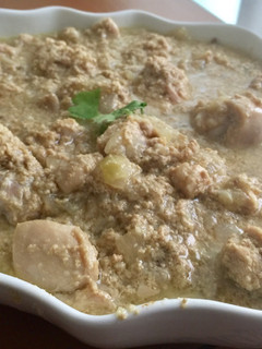 A picture of Bangladesh Mom's White Chicken Curry.