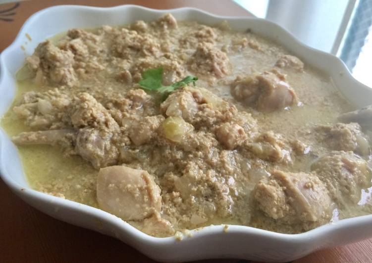 Steps to Make Any-night-of-the-week Bangladesh Mom&#39;s White Chicken Curry