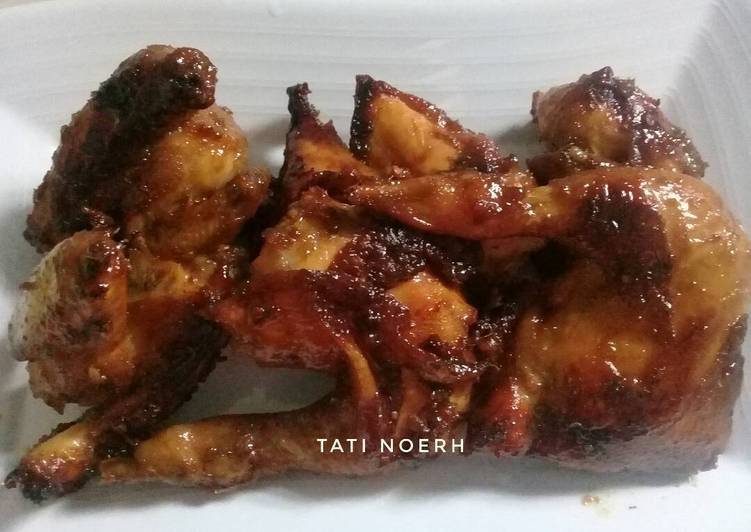 Resep Ayam Goreng bumbu bacem oleh Tati Noerh - Cookpad