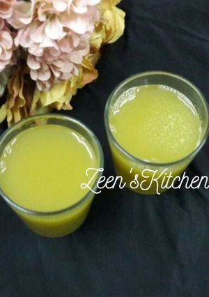 A picture of Pineapple and Honey Juice.