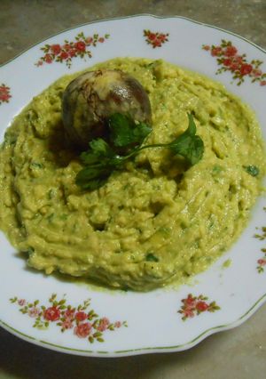 Una foto de Palta para saborear con crostones de Liby®