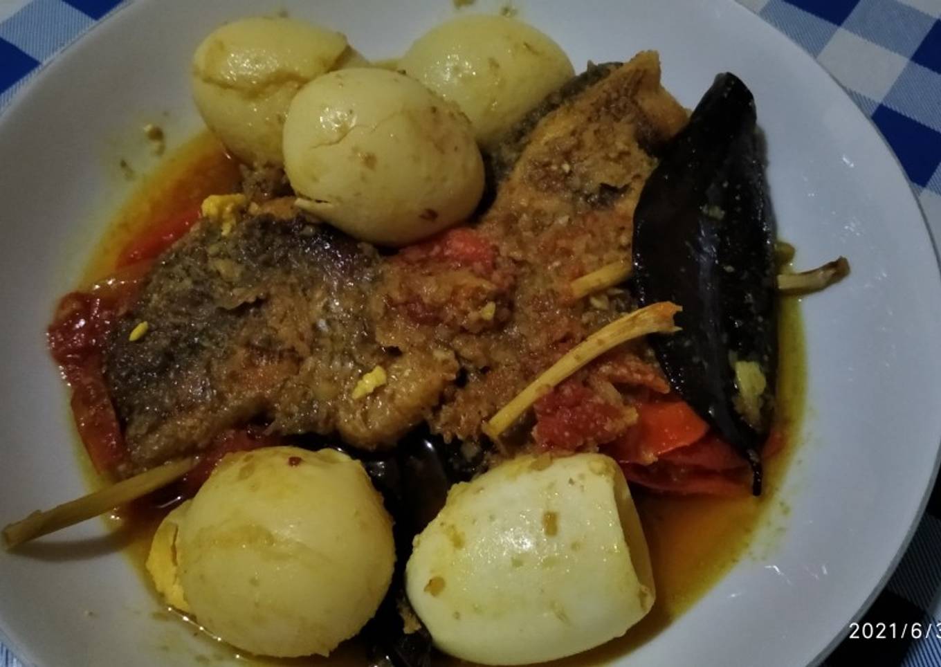 Pesmol Ikan Nila