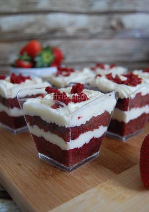 Foto resep Red velvet mini Cups; tanpa mixer, satu Telur