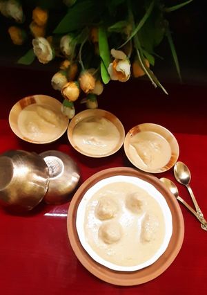 দুধ পুলি পিঠা (doodh puli pitha recipe in Bengali) রেসিপির প্রধান ছবি