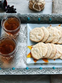 عکسی از دستور شیرینی کشمشی