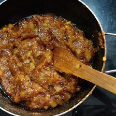 A picture of Ennai mangai.