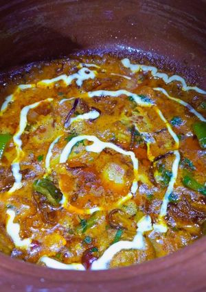A picture of Hunzai Chicken Handi.