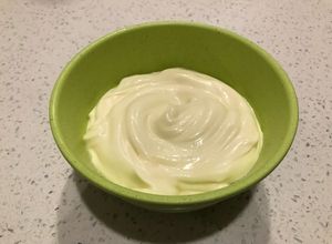 Una foto de Mayonesa casera, cómo prepararla y cómo arreglar una mayo cortada