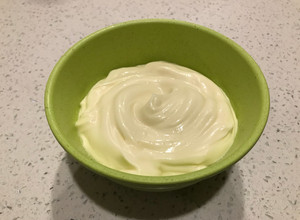 Una foto de Mayonesa casera, cómo prepararla y cómo arreglar una mayo cortada