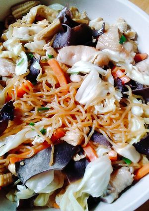 家常炒麵(蒟蒻麵版） 的食譜成品照片