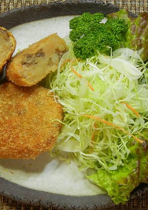 A picture of [Farmer's Recipe] Nikujaga Croquettes.