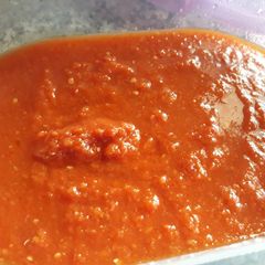 A picture of Tomato sauce.