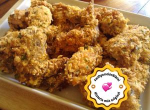 Foto principal de Alitas de pollo crujientes al horno rebozadas en cornflakes