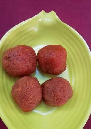 A picture of Laddu.