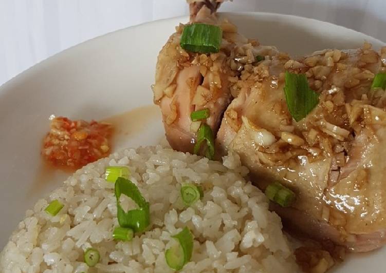 Hainanese Chicken Rice (Nasi Hainan)