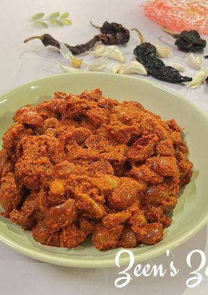 A picture of Andhra Style Karonda Pickle (Vakkai Pickle).