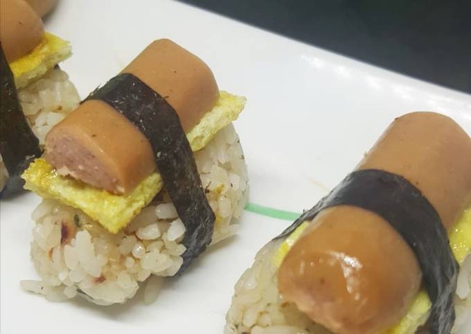 Resep Sushi Simple yang Bikin Ngiler