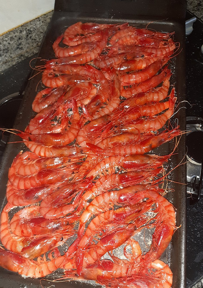 Una foto de Gamba roja fresca a la plancha