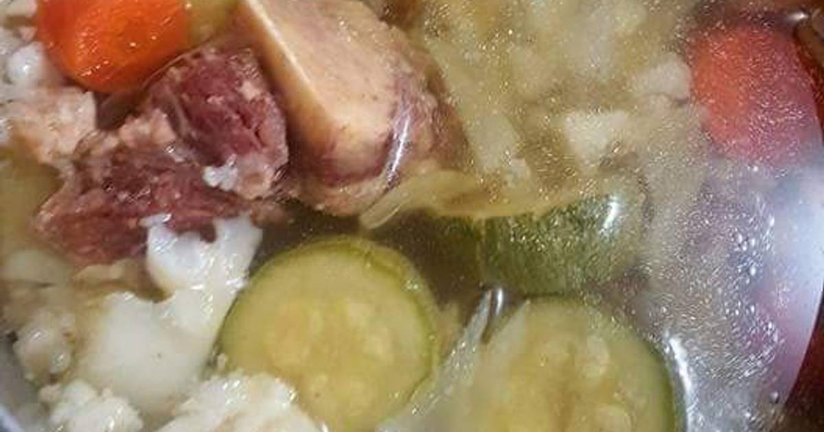 Caldo de res Receta de Adriana Ruiz Gdo Cookpad