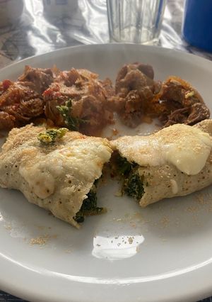 Una foto de Canelones con Salsa de Ossobuco