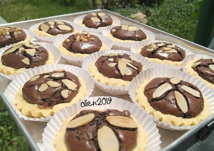 Pie Brownies shiny crust