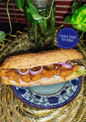 A picture of Chicken Tender Pops Burger 🍔🍔.