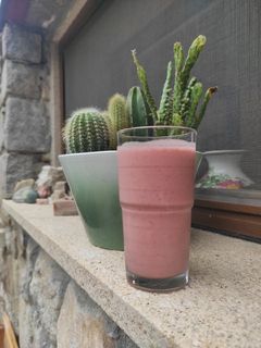 Φωτογραφία της συνταγής Smoothie νηστίσιμο με μπανάνα - φράουλα και φυστικοβούτυρο
