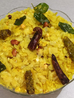 નાયલોન પૌવા નો ચેવડો (Nylon Pauva Chevdo Recipe In Gujarati) રેસીપી મુખ્ય ફોટો