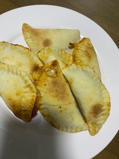 A picture of Tuna Empanadas.