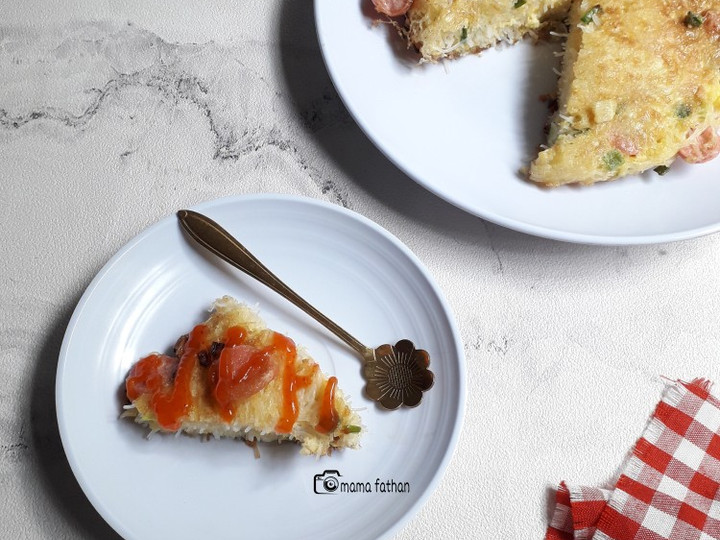 Bagaimana Menyiapkan Omelet bihun sosis yang Menggugah Selera