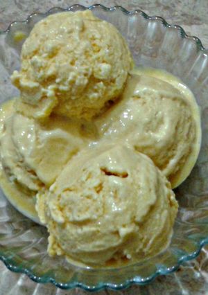 A picture of Mango ice cream.