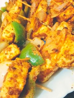 আচারি পনির টিক্কা (Achari Paneer tikka recipe in Bengali) রেসিপির প্রধান ছবি