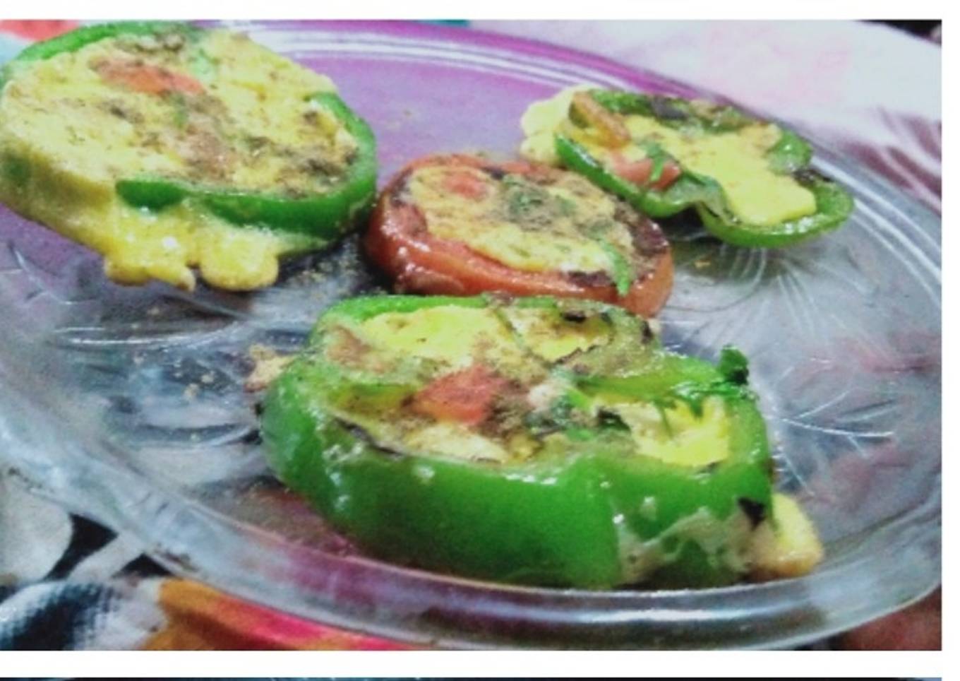 Stuff egg capsicum π½️
