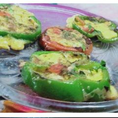 Stuff egg capsicum 🍽️ A picture of Stuff egg capsicum 🍽️.