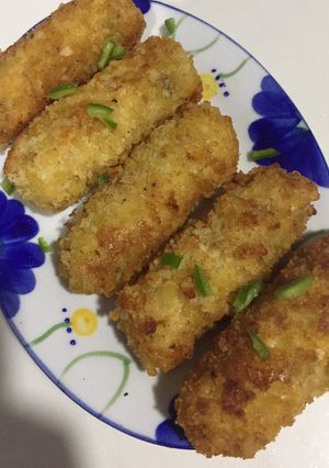 A picture of Chicken cheese kabab.