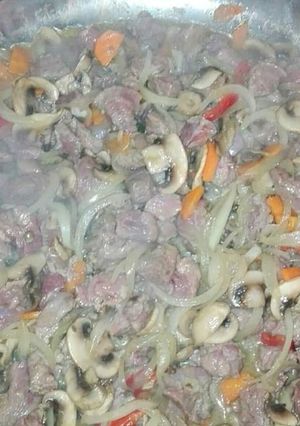 Una foto de Salteado de carnes