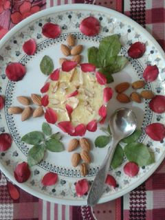 मेवा खीर (Mewa kheer recipe in Hindi) रेसिपी मुख्य फोटो