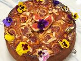 Fig, honey and almond cake