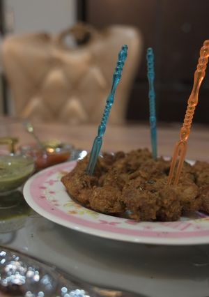 A picture of Soya Chunks Pakoaras.