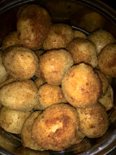 A picture of Cprisy Yam Balls with Minced meat.