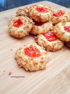 Foto resep Thumbprint Strawberry Cookies/CrunchyBerry Cookies