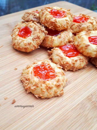 Recipe Thumbprint Strawberry Cookies/CrunchyBerry Cookies the Perfect Makes you drool