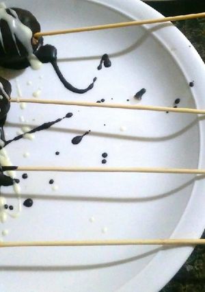 A picture of Cake pops #author marathon.