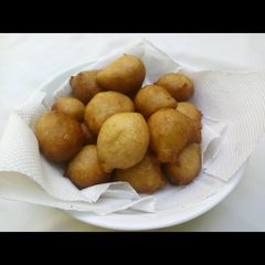 A picture of Puff Puff.