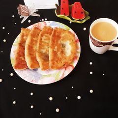 A picture of Afghani food named(pirki).